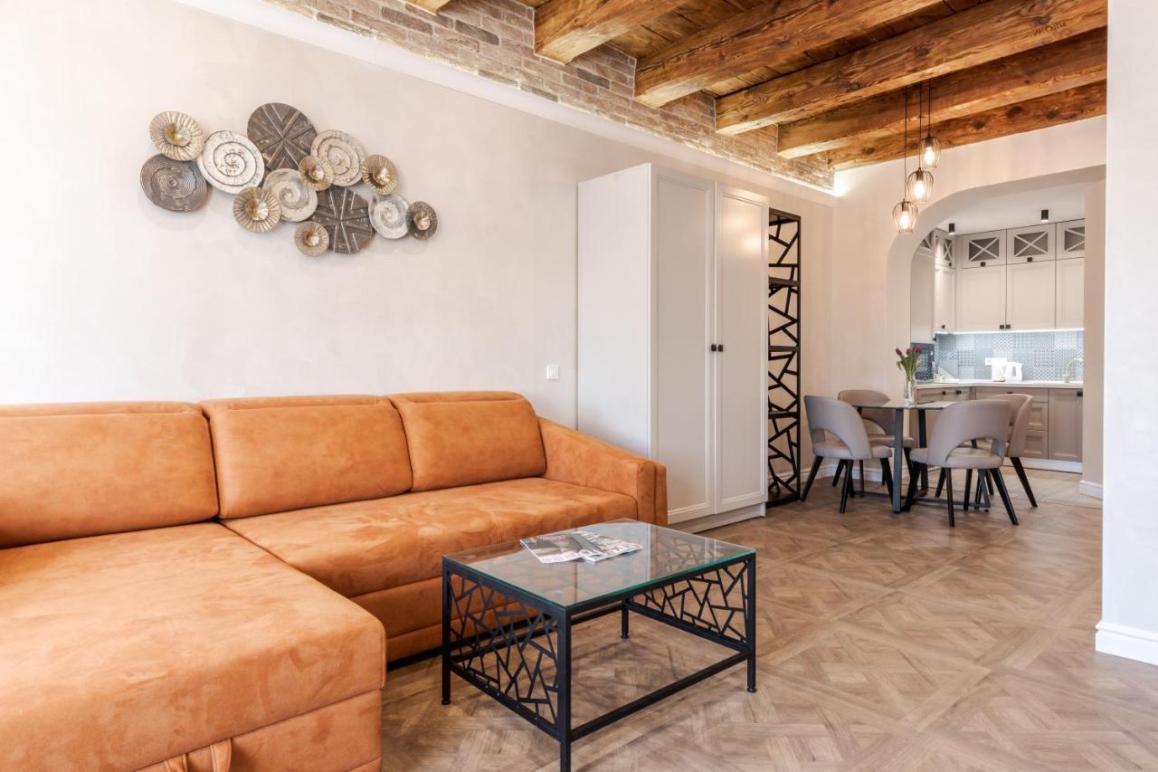 View On Rynok Square Apartments Lviv Exterior photo