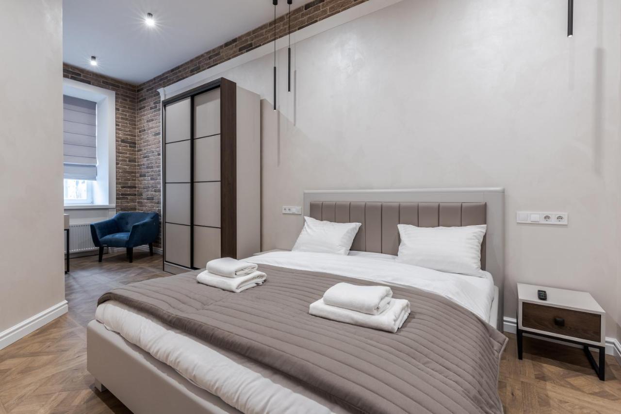 View On Rynok Square Apartments Lviv Exterior photo