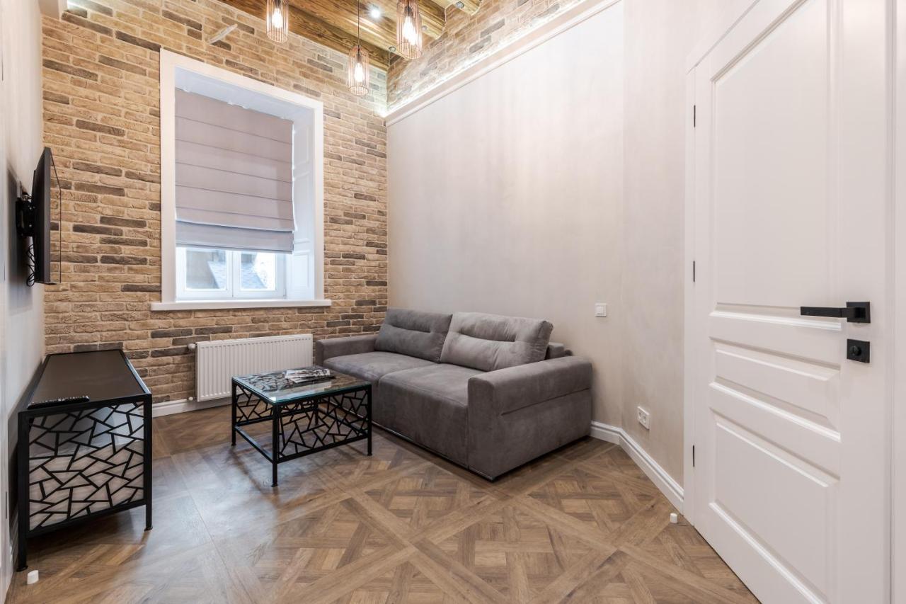 View On Rynok Square Apartments Lviv Exterior photo
