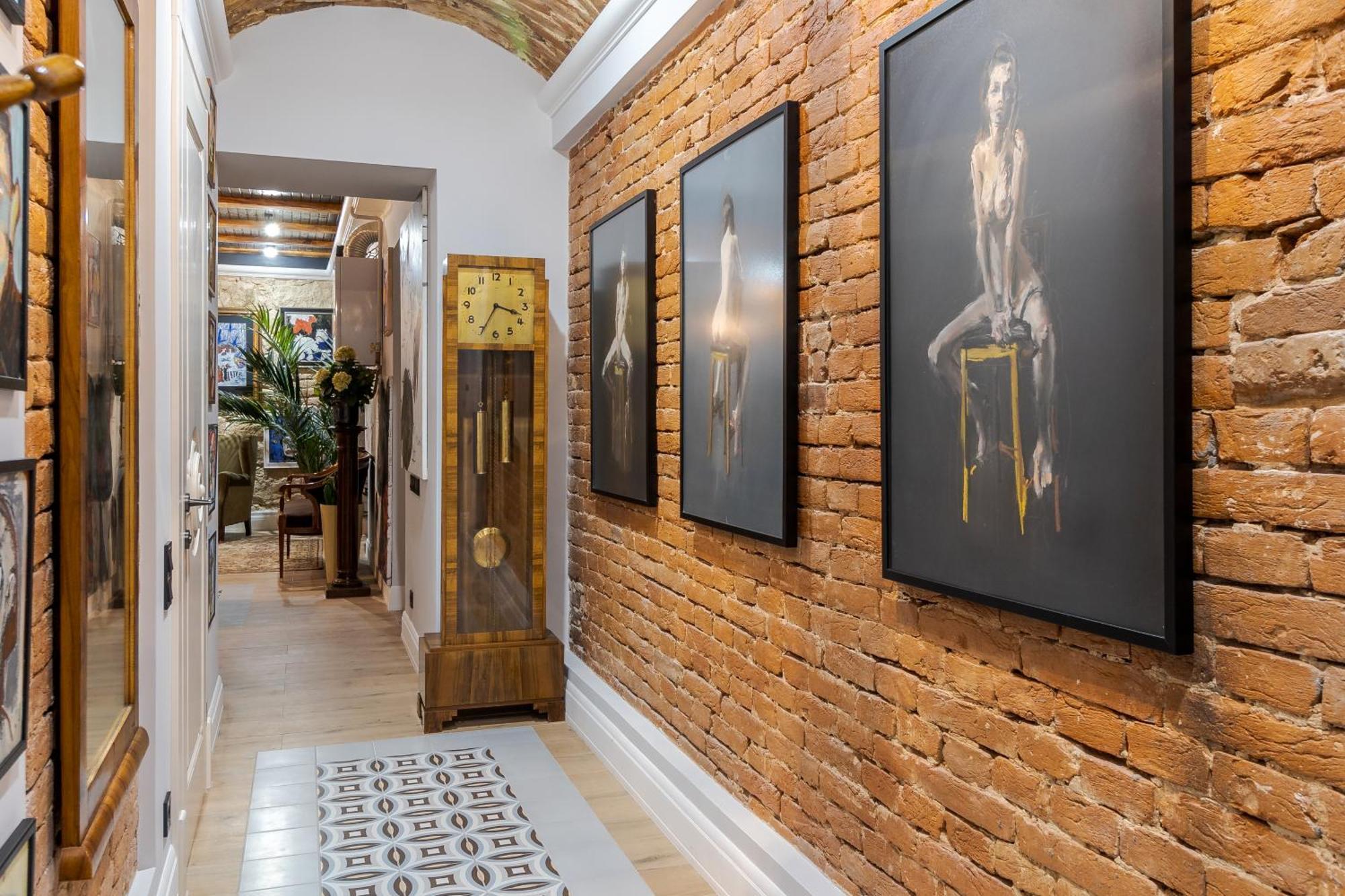 View On Rynok Square Apartments Lviv Exterior photo